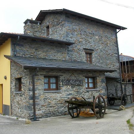 Casa De Aldea Los Glayus Guest House Luarca Phòng bức ảnh