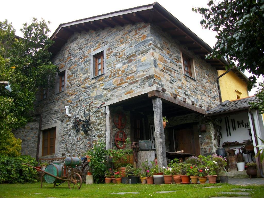 Casa De Aldea Los Glayus Guest House Luarca Ngoại thất bức ảnh
