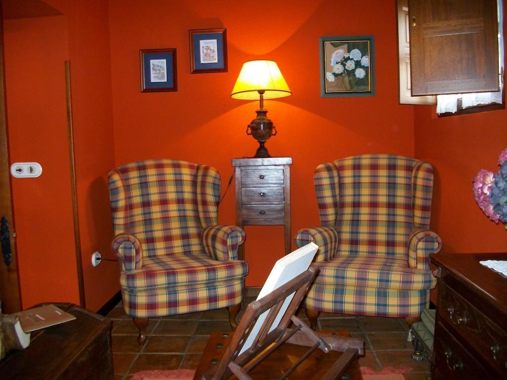Casa De Aldea Los Glayus Guest House Luarca Phòng bức ảnh